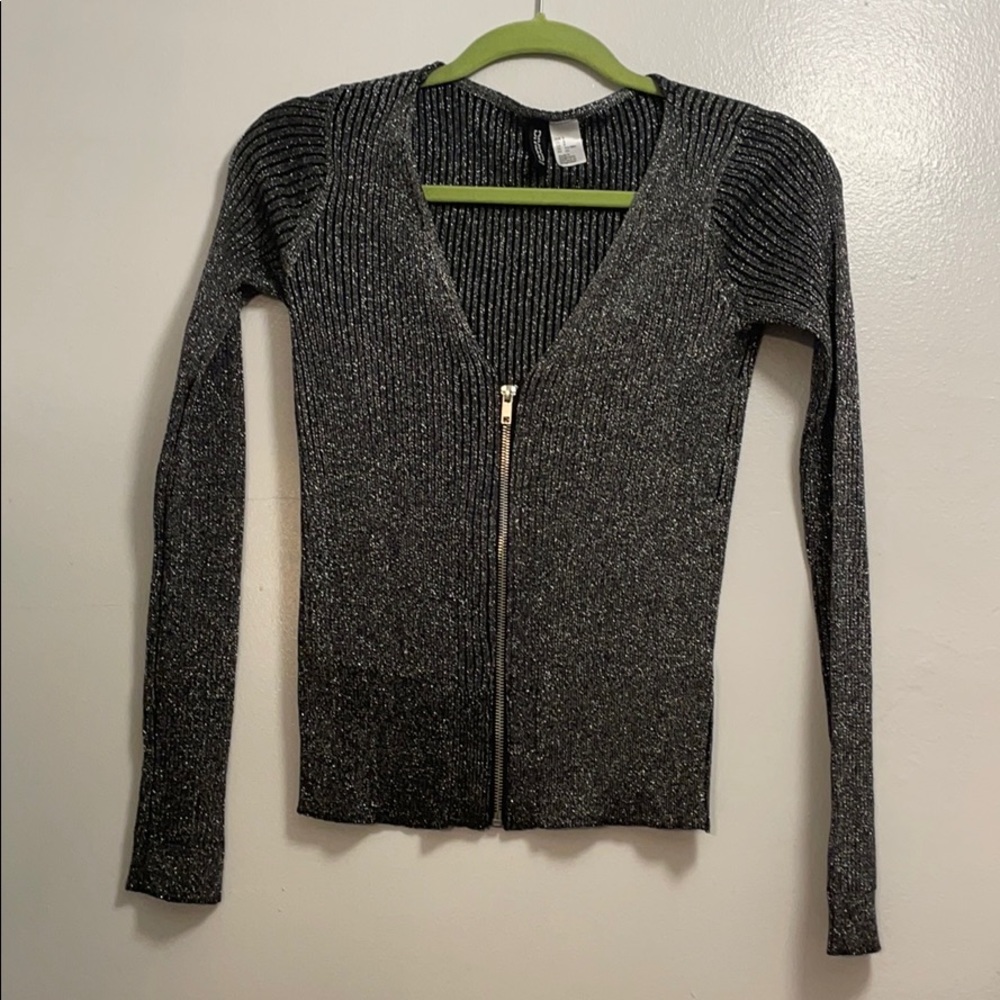 🎉3 items for $20 H&M Sparkly Black Zip Up Sweater